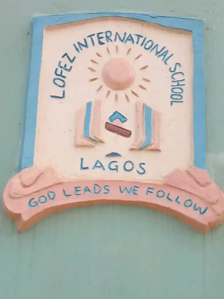 Lofez International School logo